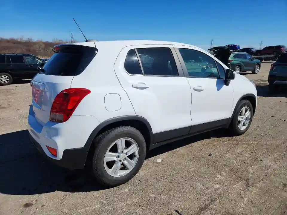 KL7CJKSB4LB088061 2020 CHEVROLET TRAX-2