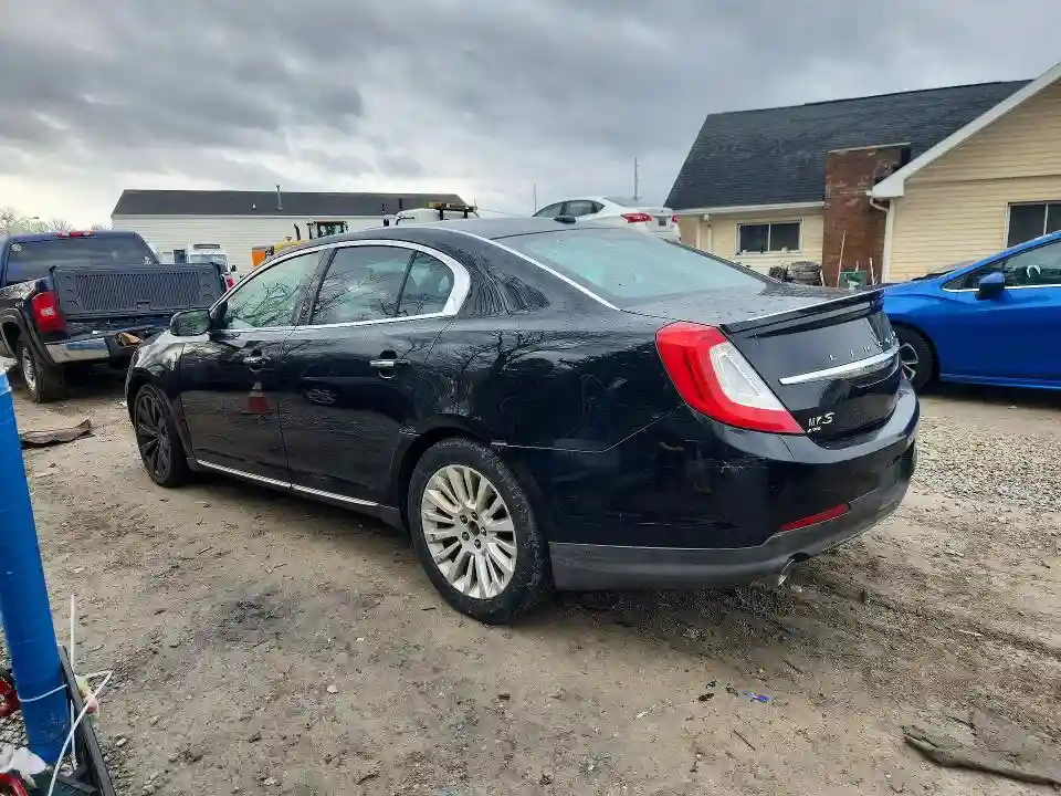 1LNHL9EK5GG600051 2016 LINCOLN TOWNHOUSE MKS-1