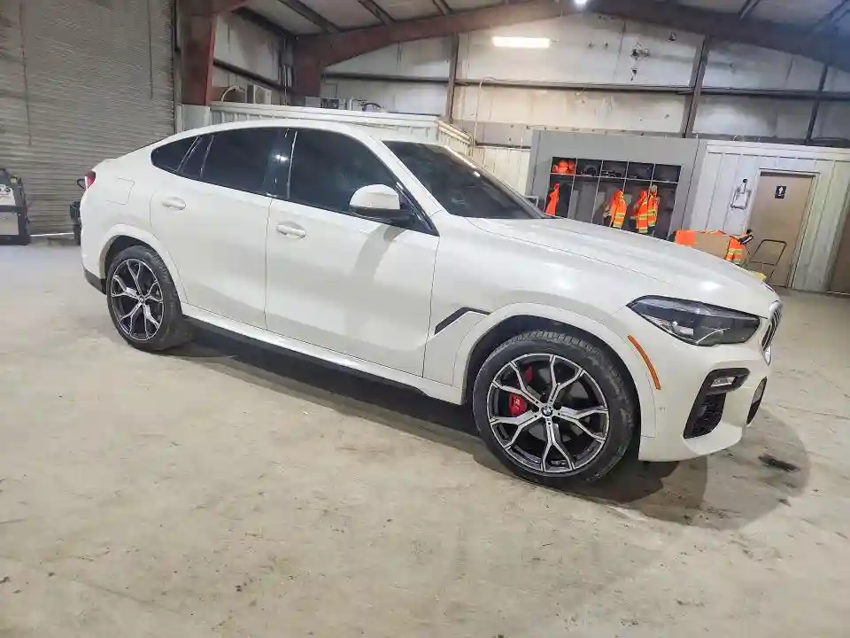 5UXCY6C07M9H29698 2021 BMW X6-3