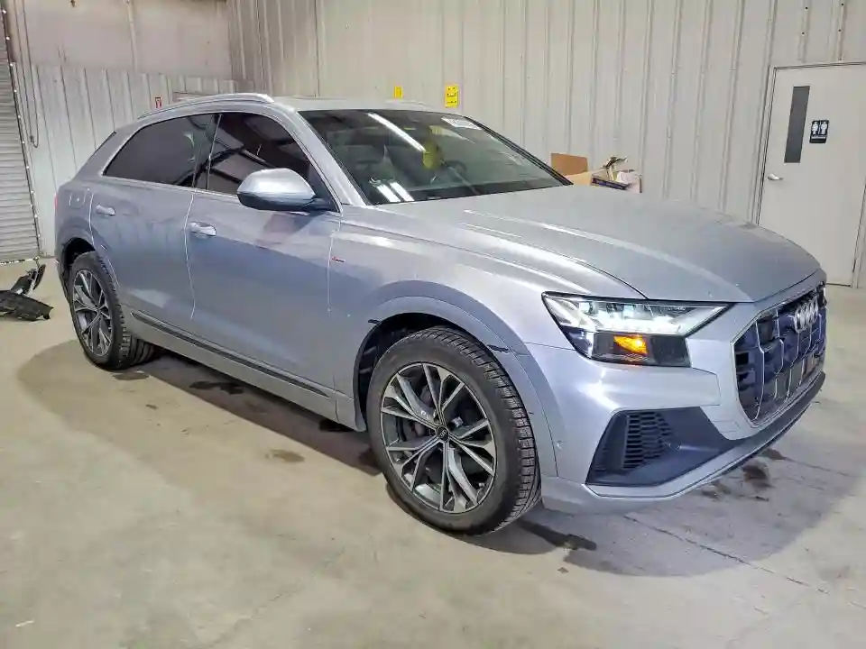 WA1EVAF10MD021050 2021 AUDI Q8-3
