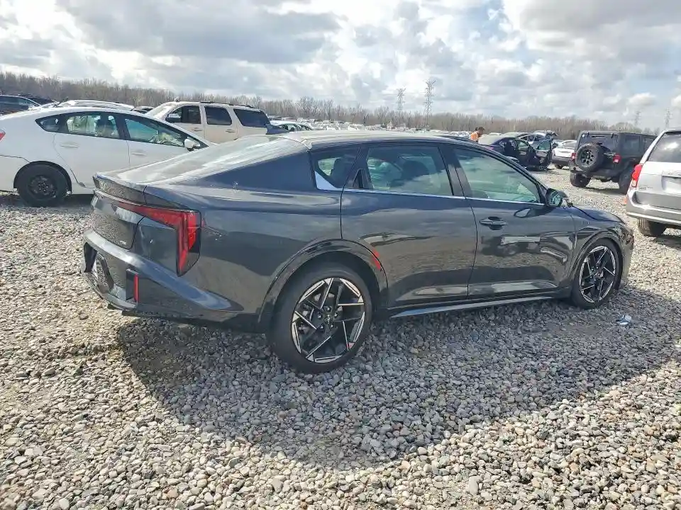 3KPFW4DE9TE279191 2026 KIA K4 GT-LINE-2