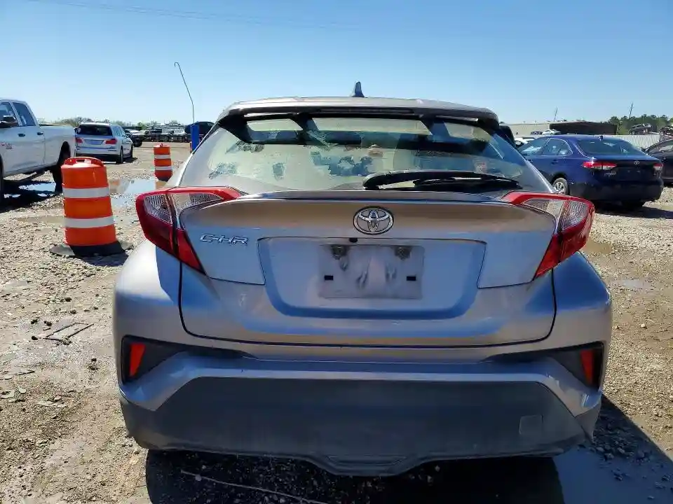JTNKHMBXXK1034748 2019 TOYOTA C-HR-5