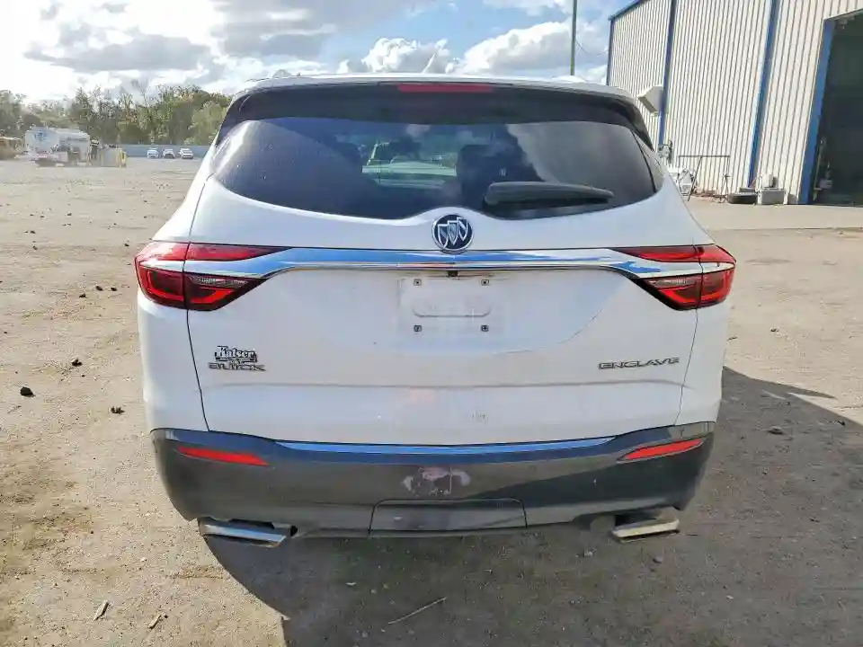 5GAERBKW2JJ216017 2018 BUICK ENCLAVE-5