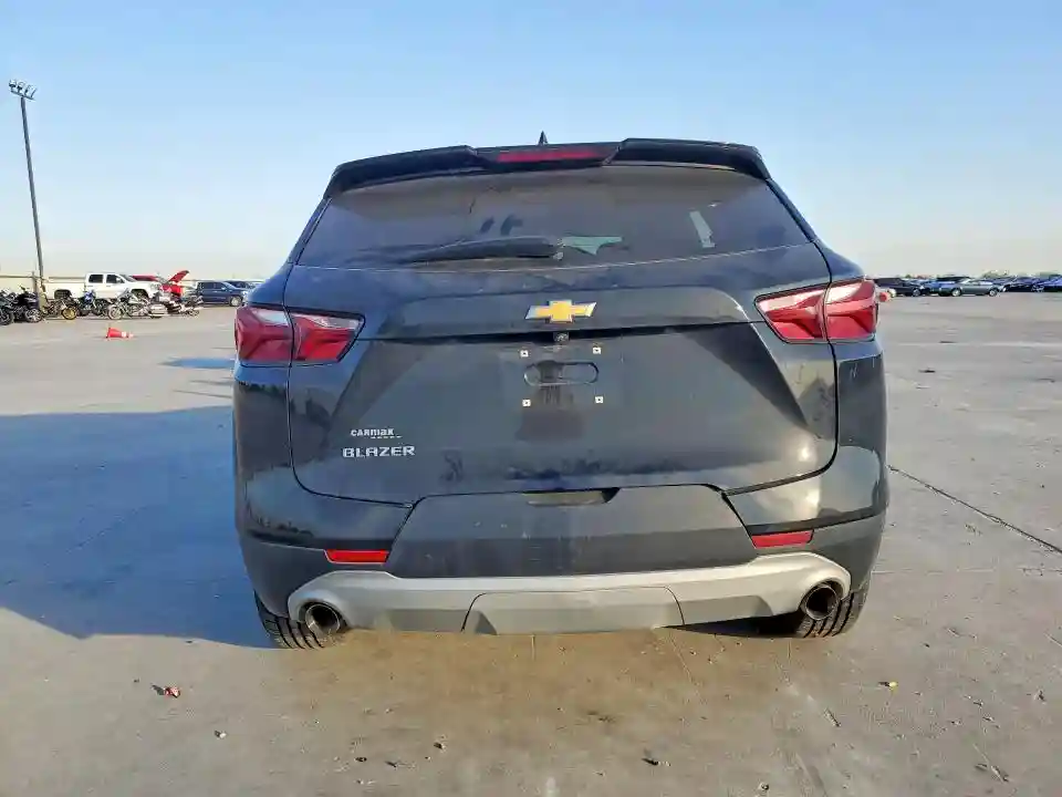 3GNKBCRS3MS587129 2021 CHEVROLET BLAZER-5