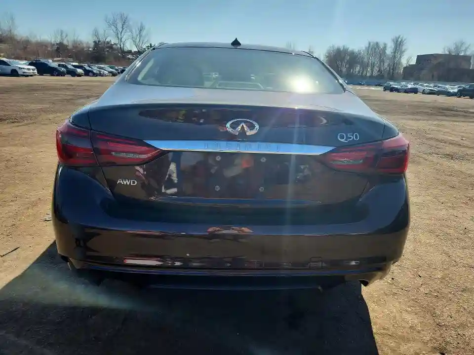 JN1EV7AR4JM431029 2018 INFINITI Q50-5