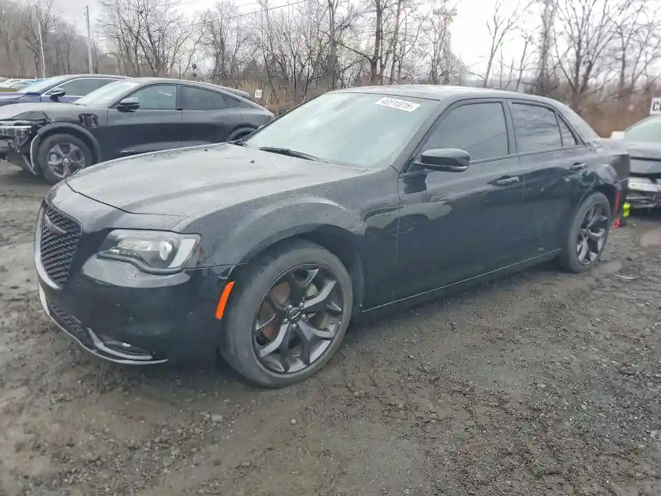 2C3CCABG1PH599814 2023 CHRYSLER 300-0