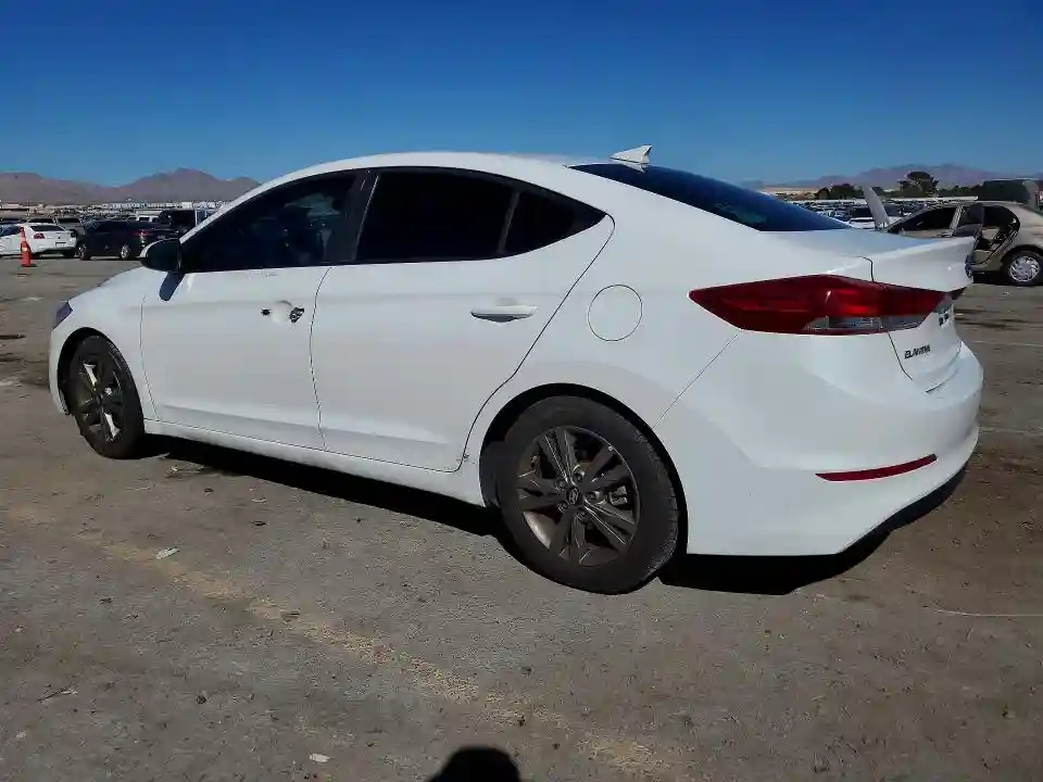 5NPD84LF6JH384405 2018 HYUNDAI ELANTRA-1