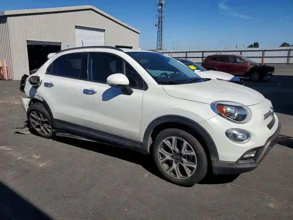 ZFBCFXCBXJP656591 2018 FIAT 500-3