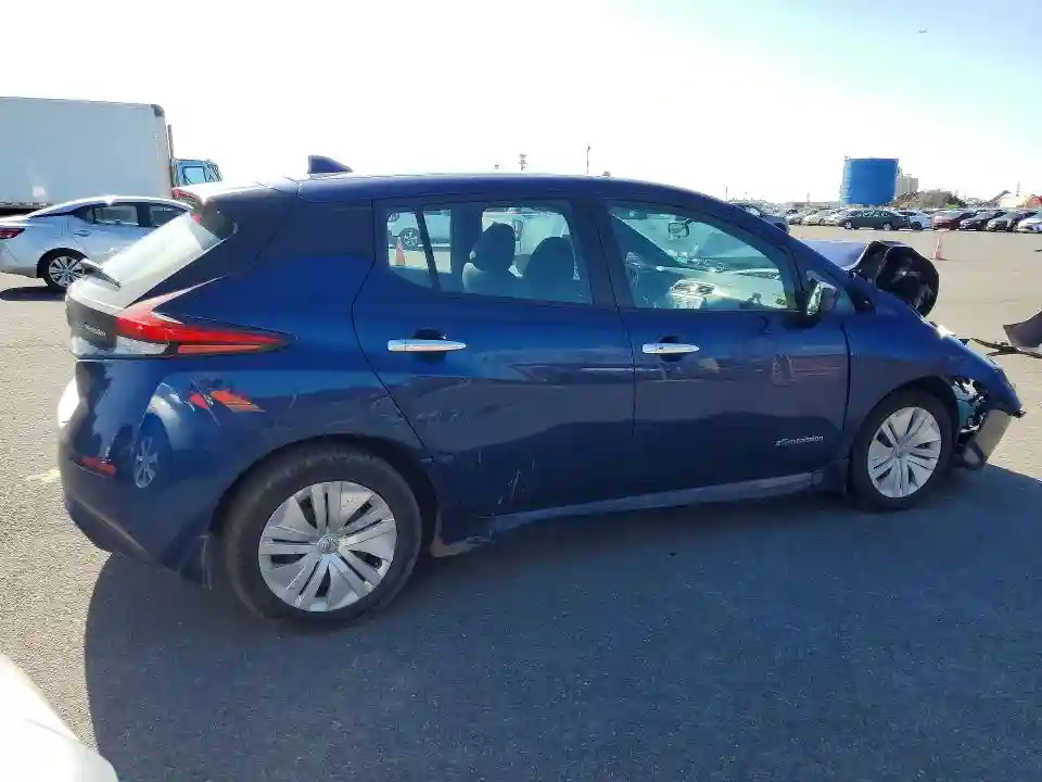 1N4AZ1CP1KC313266 2019 NISSAN LEAF-2