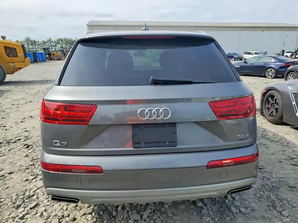 WA1LAAF77HD058772 2017 AUDI Q7-5