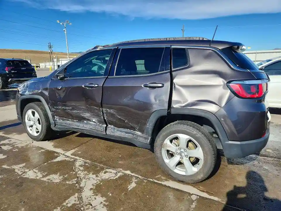 3C4NJDBB4KT689829 2019 JEEP COMPASS-1
