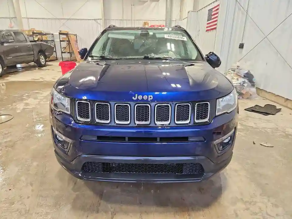 3C4NJDBB2JT342420 2018 JEEP COMPASS-4