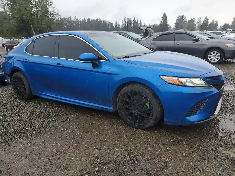 4T1BZ1HK3JU003829 2018 TOYOTA CAMRY-3