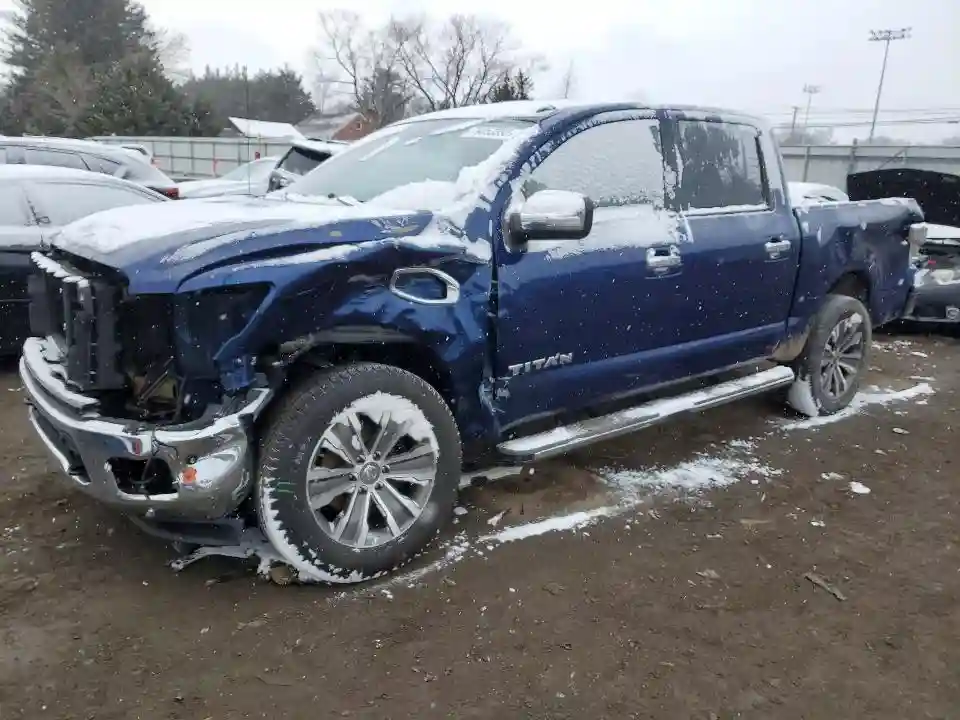 1N6AA1E58HN573753 2017 NISSAN TITAN-0