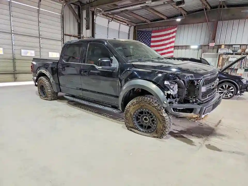 1FTFW1RG4JFD12514 2018 FORD F150-3