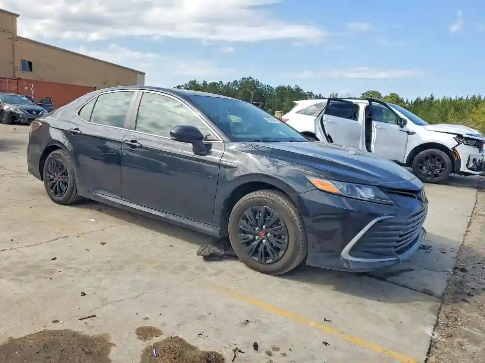 4T1C31AK7MU563955 2021 TOYOTA CAMRY SOLA-3