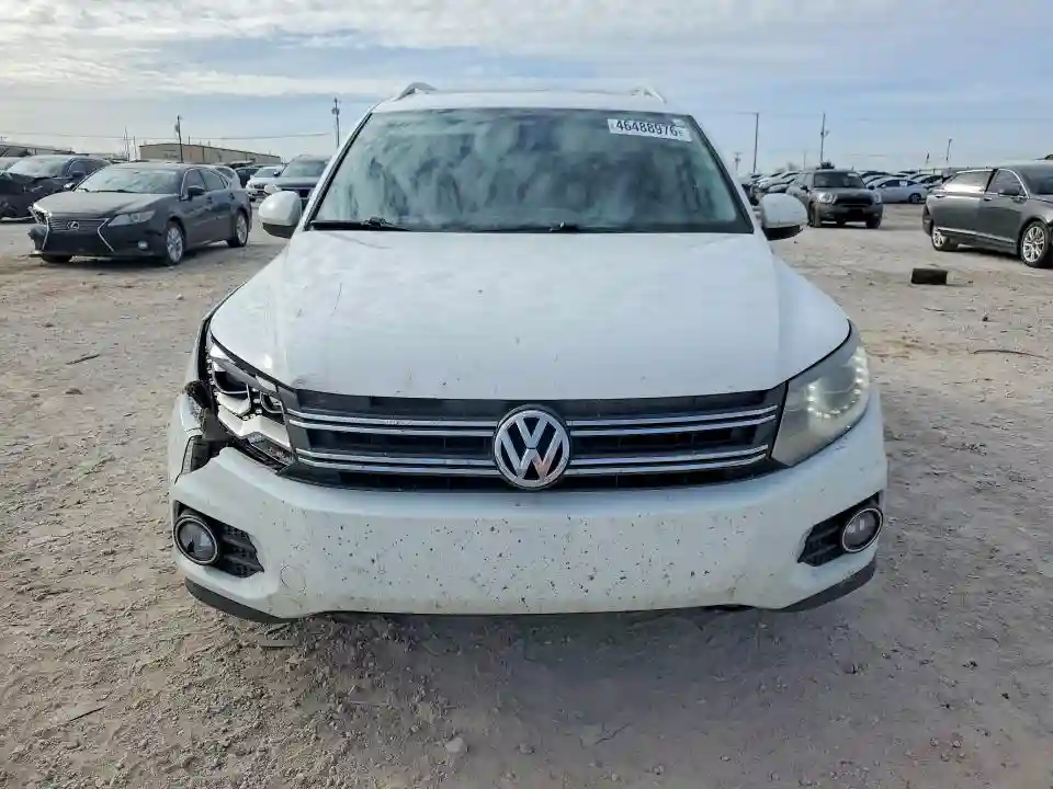 WVGVV7AX5HK019991 2017 VOLKSWAGEN TIGUAN-4
