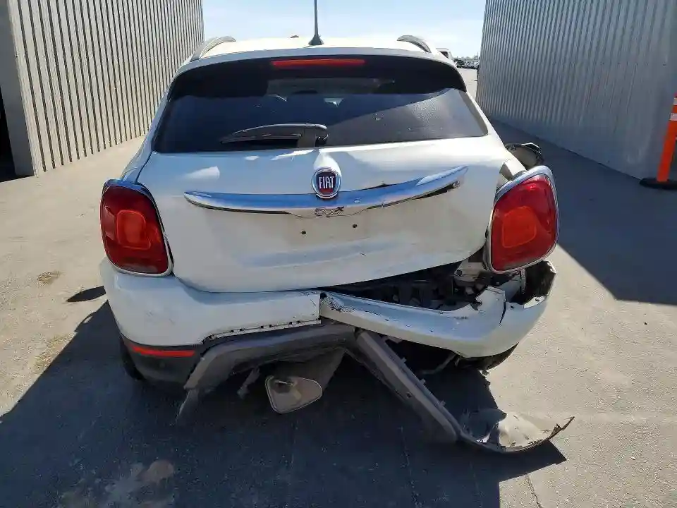 ZFBCFXCBXJP656591 2018 FIAT 500-5
