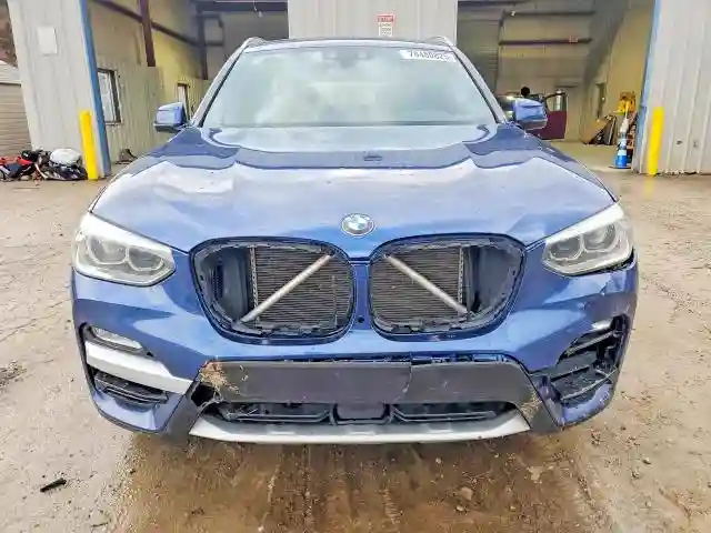 5UXTR9C57JLA13893 2018 BMW X3-4