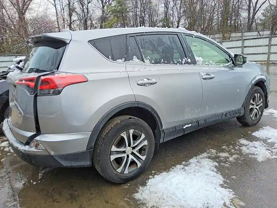 JTMBFREVXJD250713 2018 TOYOTA RAV4-2