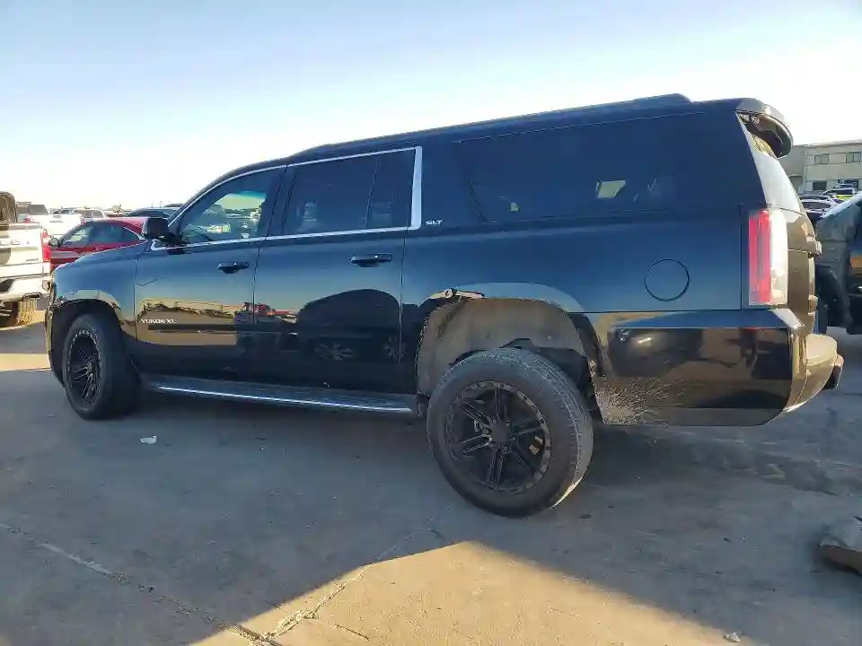 1GKS1GKC8JR397142 2018 GMC YUKON-1
