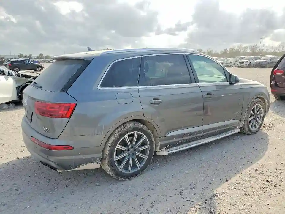WA1VABF72JD009581 2018 AUDI Q7-2