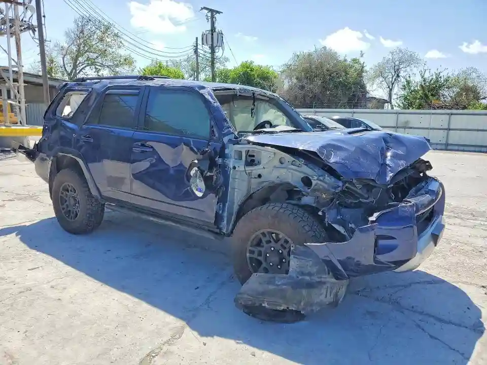 JTEPU5JR2R6233428 2024 TOYOTA 4RUNNER-3