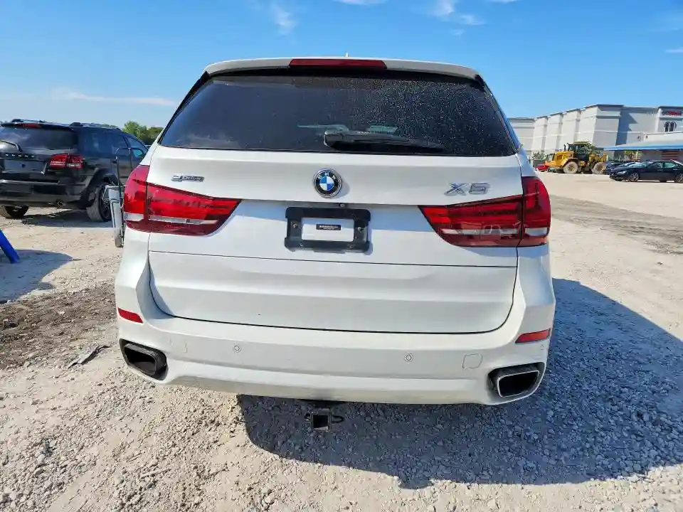 5UXKT0C54G0S77959 2016 BMW X5-5