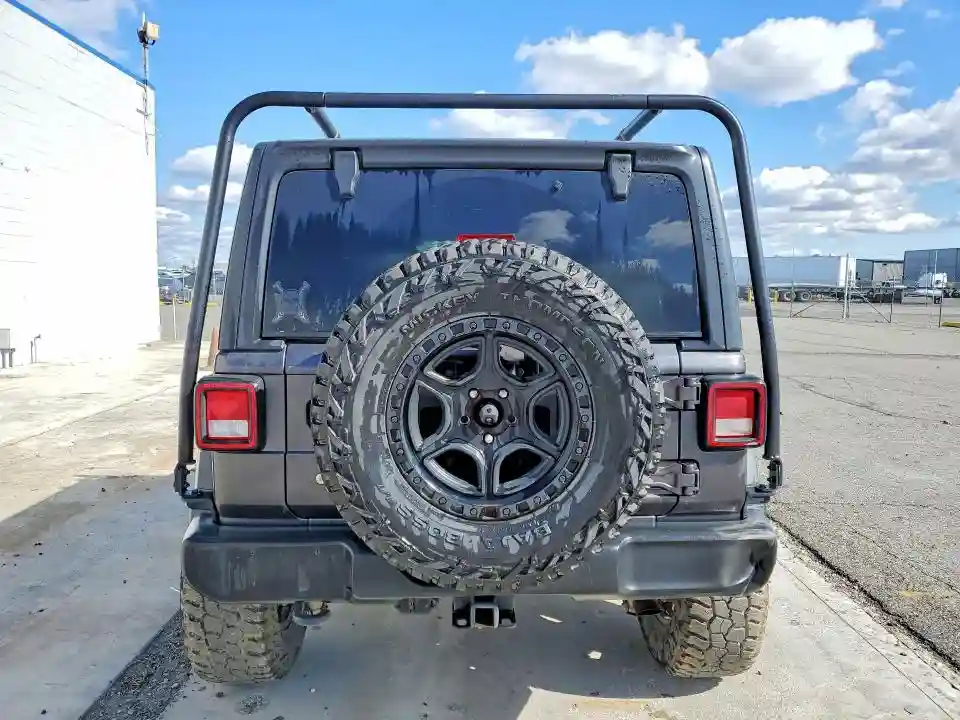 1C4HJXDGXJW198987 2018 JEEP WRANGLER-5