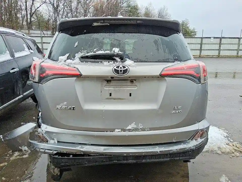 JTMBFREVXJD250713 2018 TOYOTA RAV4-5