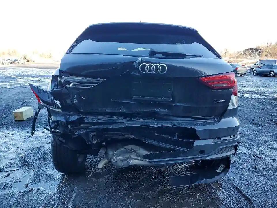 WA1DECF38M1115526 2021 AUDI Q3-5