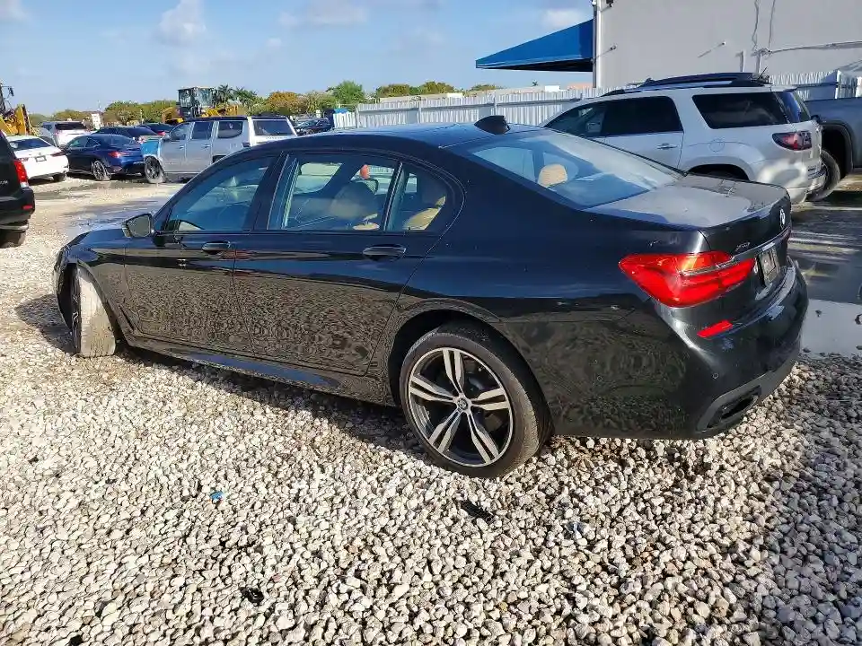 WBA7F2C57JG423745 2018 BMW 7 SERIES-1