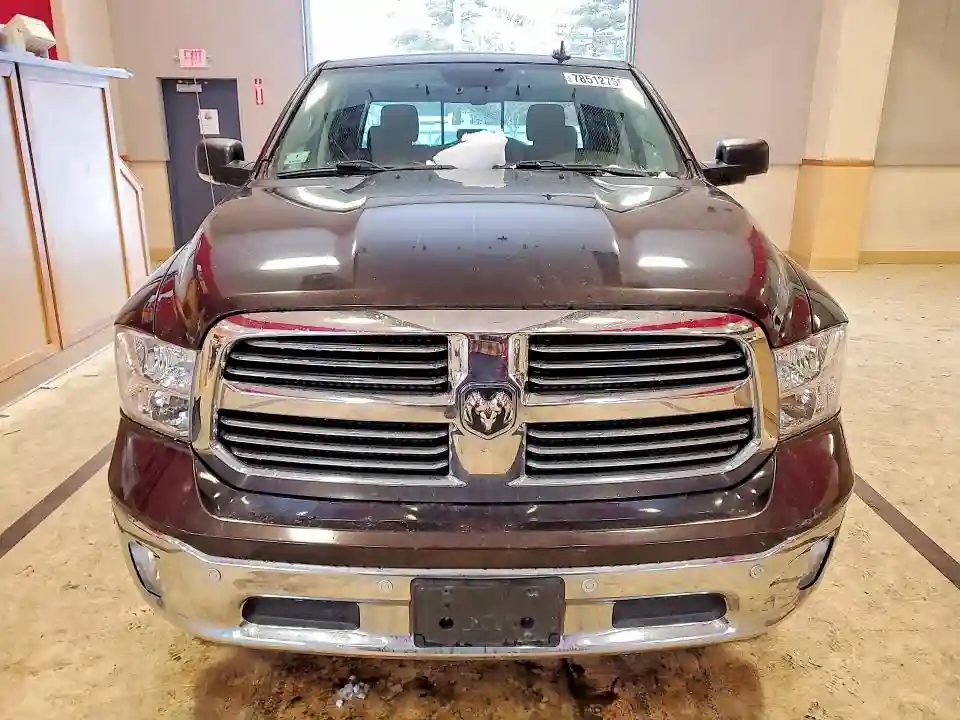3C6RR7LT5HG709520 2017 RAM 1500-4