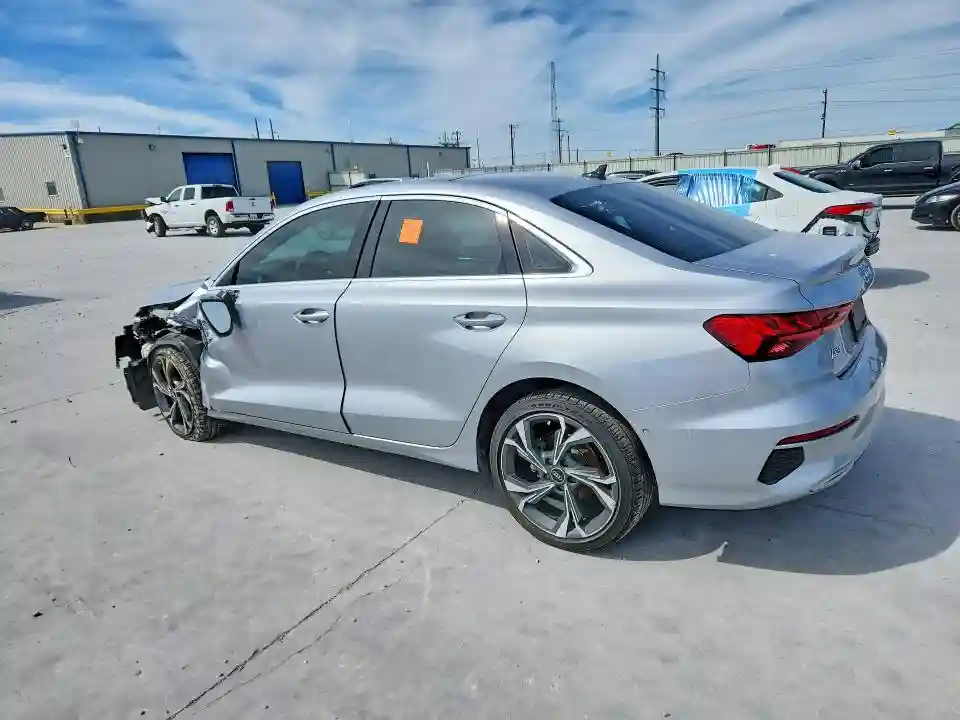 WAUBUDGY6NA098594 2022 AUDI A3-1