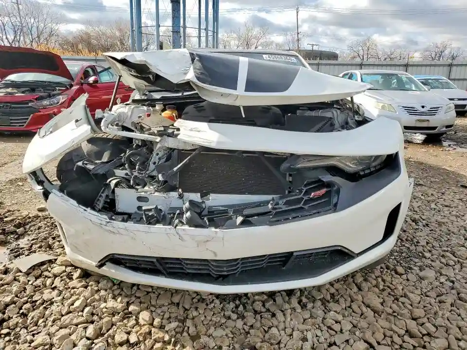 1G1FB1RS2K0129240 2019 CHEVROLET CAMARO-4