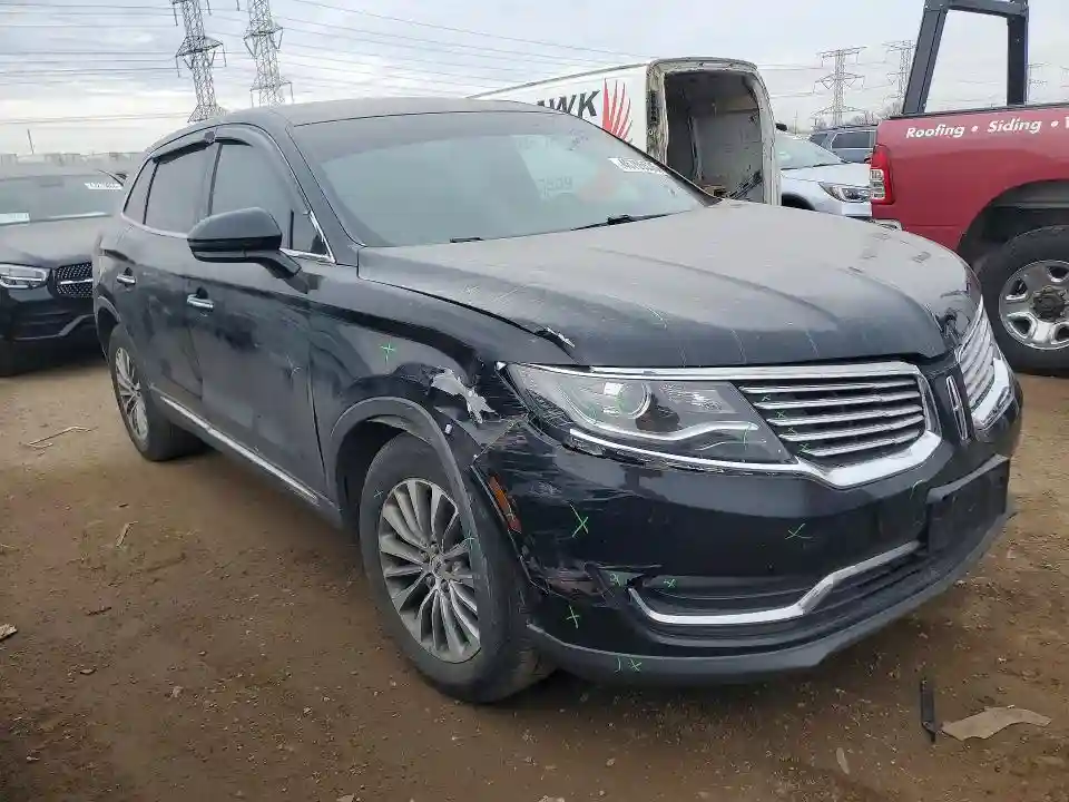 2LMTJ8KR4GBL36831 2016 LINCOLN MKX-3