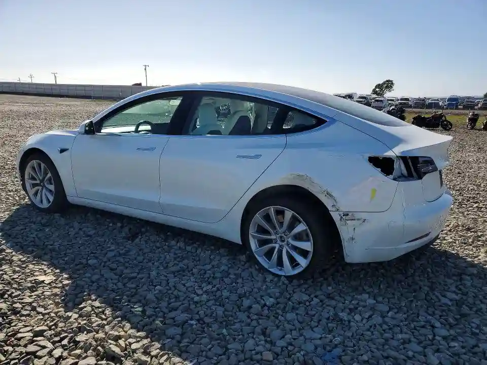 5YJ3E1EAXJF169595 2018 TESLA MODEL 3-1