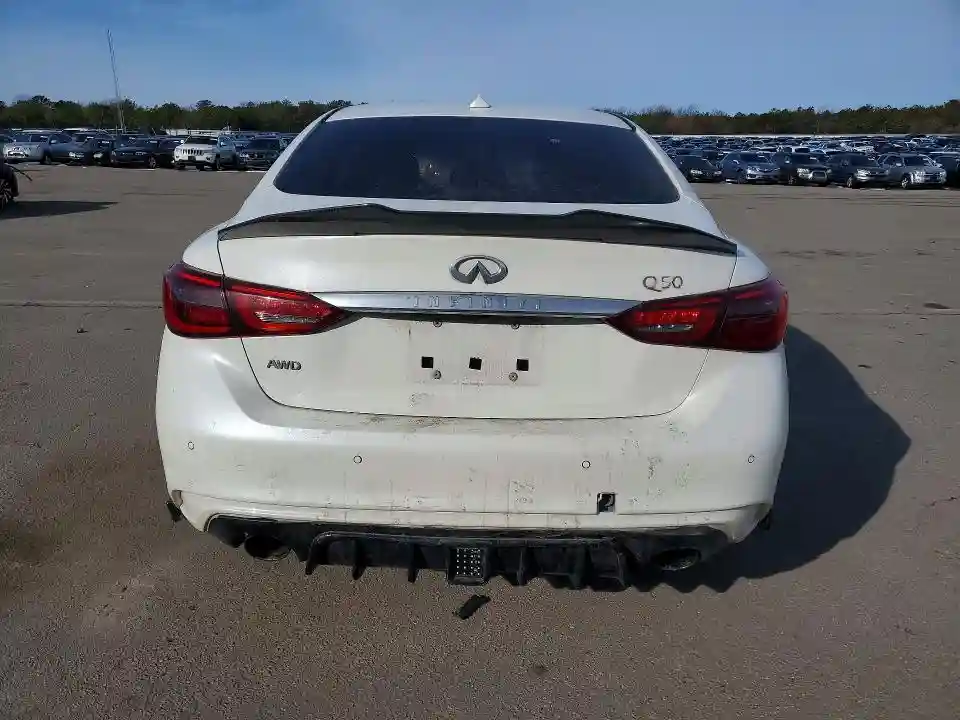 JN1EV7AR4JM440524 2018 INFINITI Q50-5