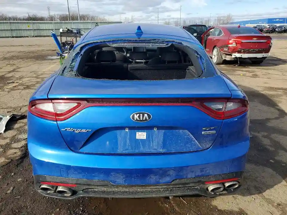 KNAE35LC4J6011885 2018 KIA STINGER-5