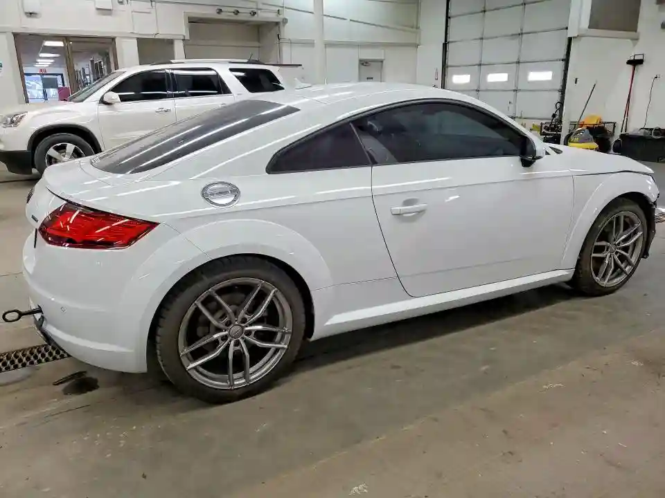 TRUC5AFV0J1013906 2018 AUDI TT-4
