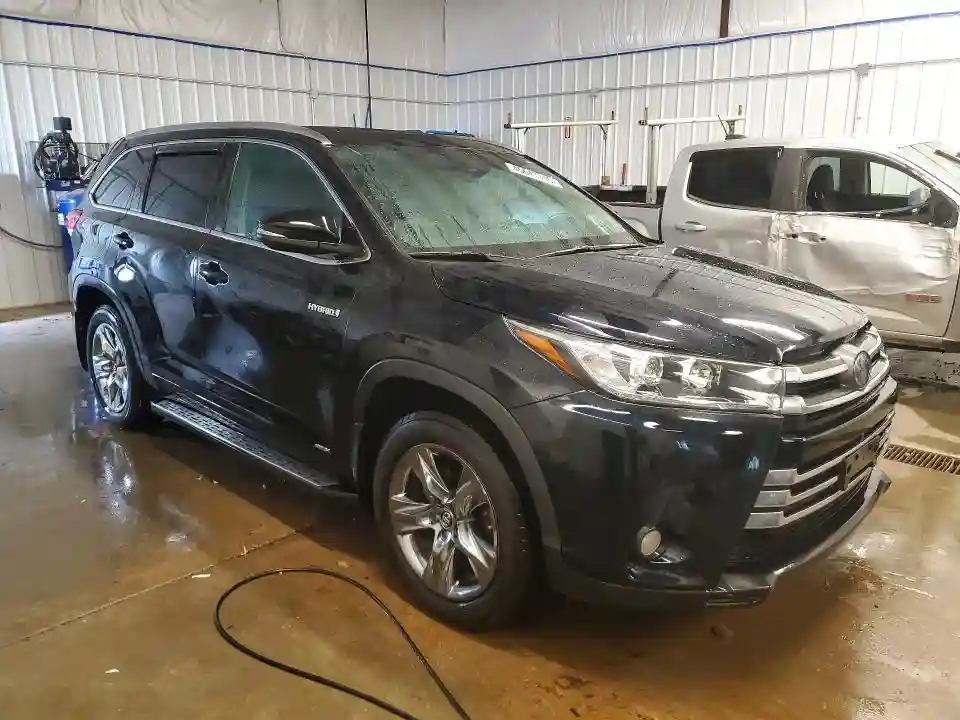 5TDDGRFH1HS021723 2017 TOYOTA HIGHLANDER-3