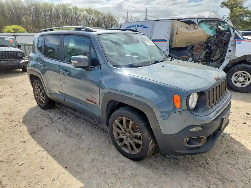 ZACCJBBT7GPD38819 2016 JEEP RENEGADE-3
