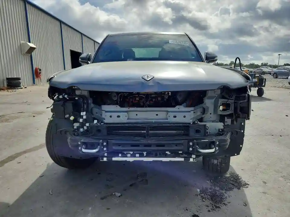 7FCTGAAA4PN019695 2023 RIVIAN RIT-4