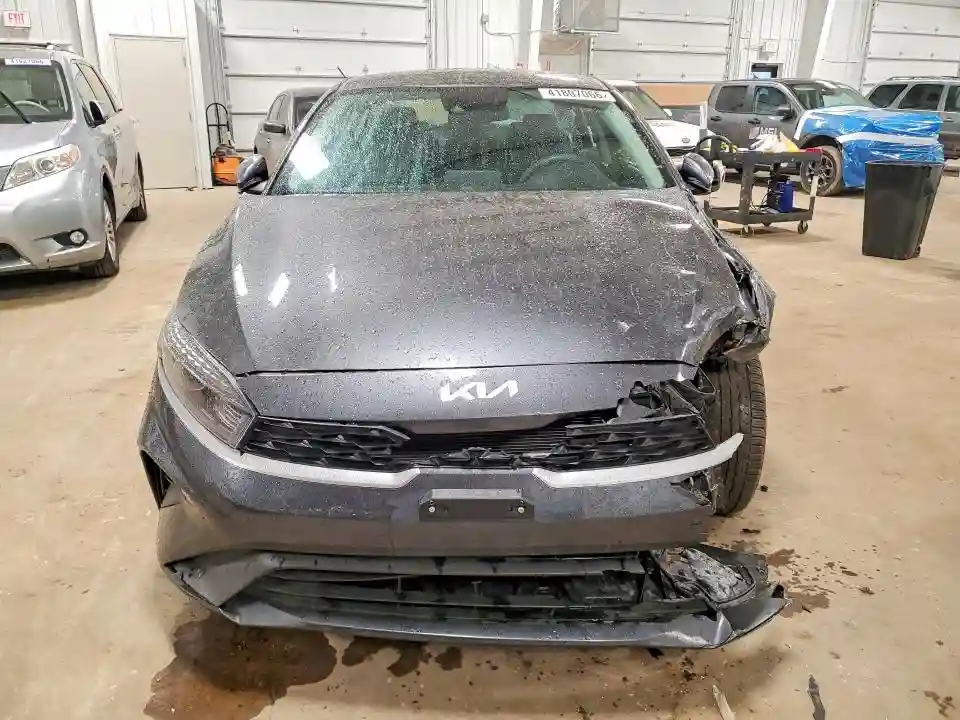 3KPF24AD6RE768339 2024 KIA FORTE-4