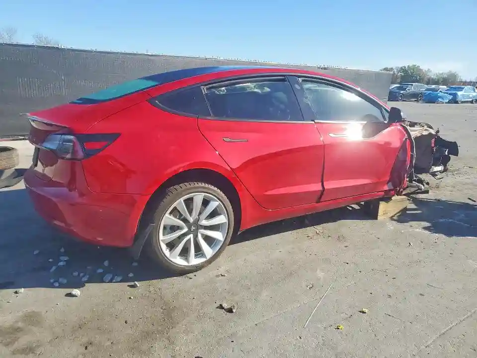 5YJ3E1EA2KF402094 2019 TESLA MODEL 3-2