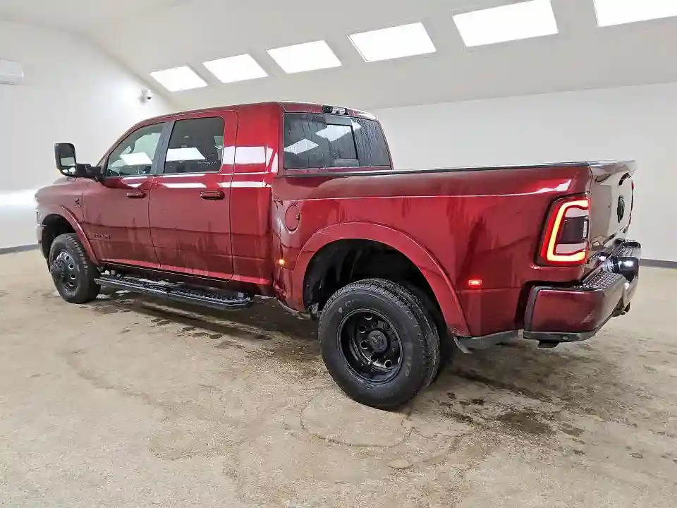 3C63RRML6NG339674 2022 RAM 3500-1