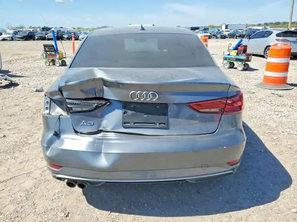 WAUAUGFF7H1037689 2017 AUDI A3-5