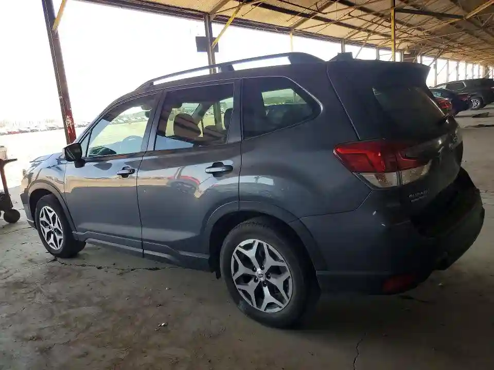 JF2SKAJC8LH548613 2020 SUBARU FORESTER-1
