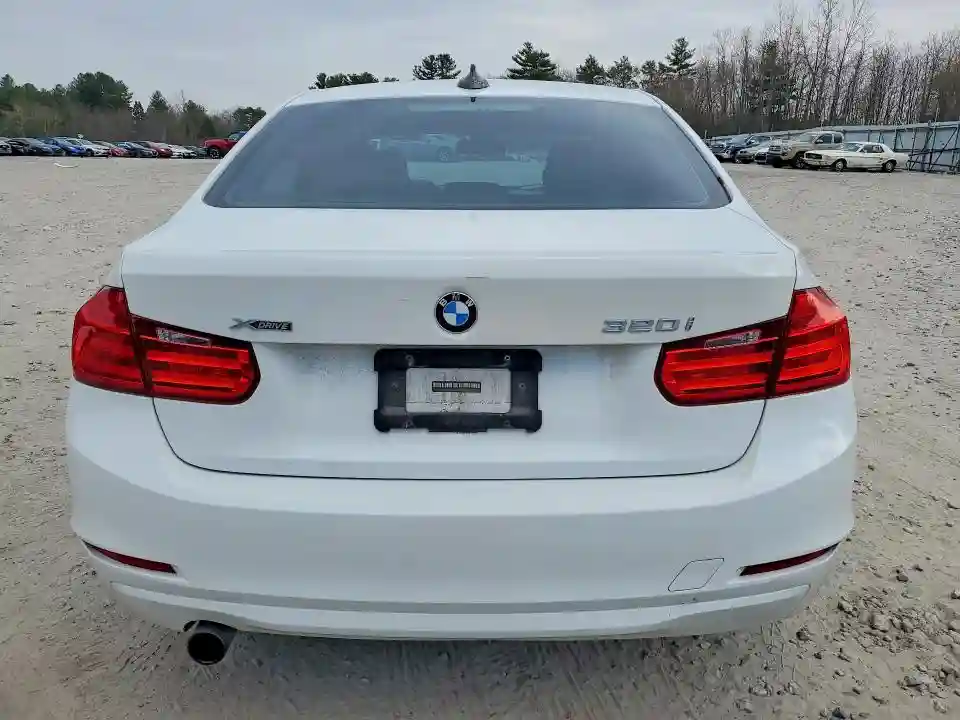 WBA3C3G54FNS76035 2015 BMW 3 SERIES-5
