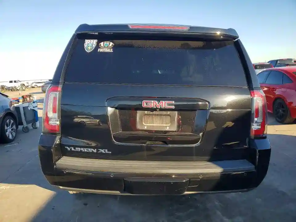 1GKS1GKC8JR397142 2018 GMC YUKON-5